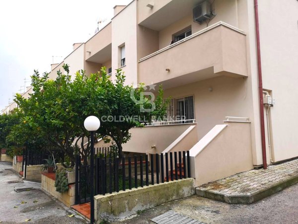 casa indipendente in vendita a Caserta in zona Centurano/Cerasole