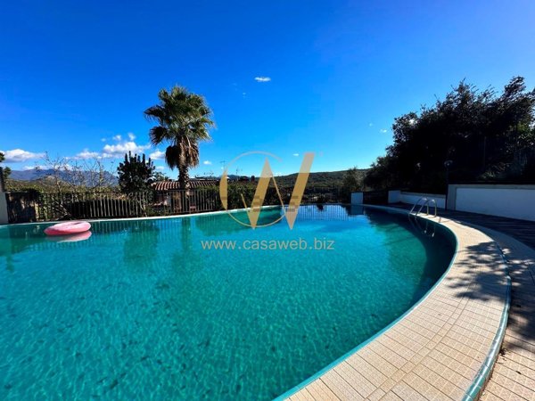 casa indipendente in vendita a Caserta in zona Garzano