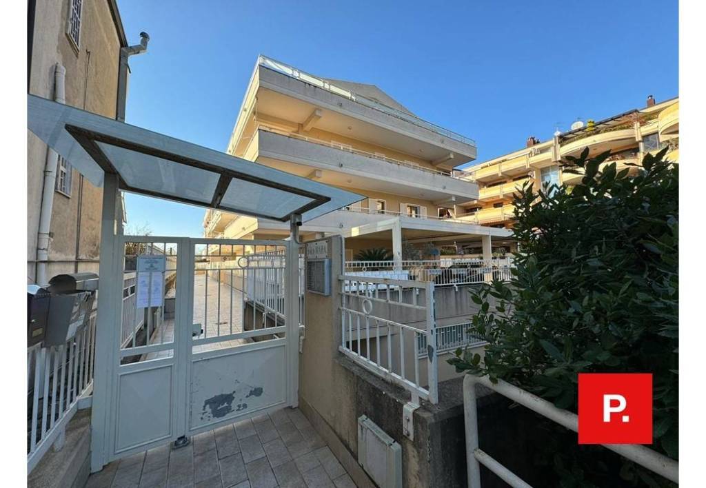 appartamento in vendita a Caserta in zona Centurano/Cerasole