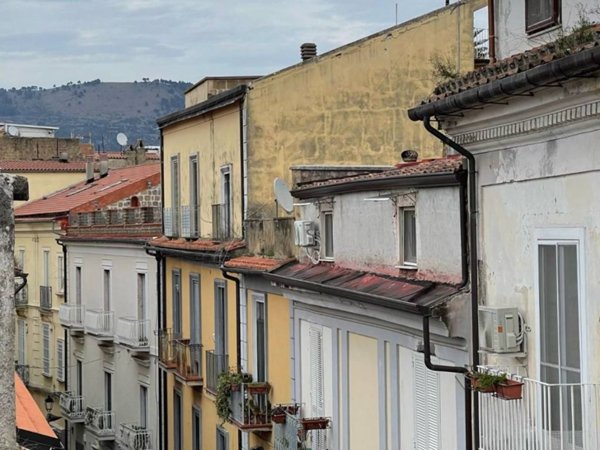 appartamento in vendita a Caserta in zona Centro Città