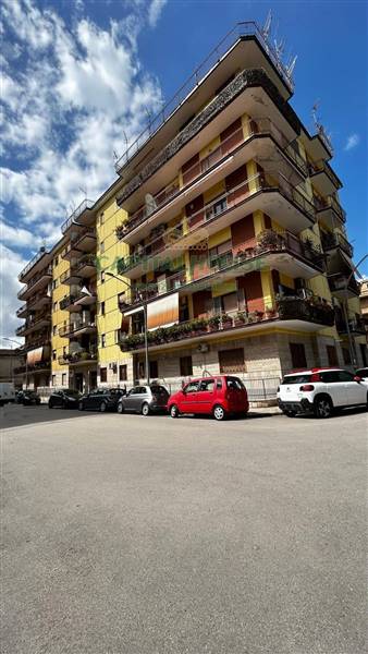 appartamento in vendita a Caserta in zona Acquaviva