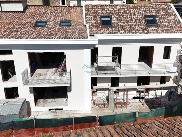 appartamento in vendita a Caserta in zona Acquaviva