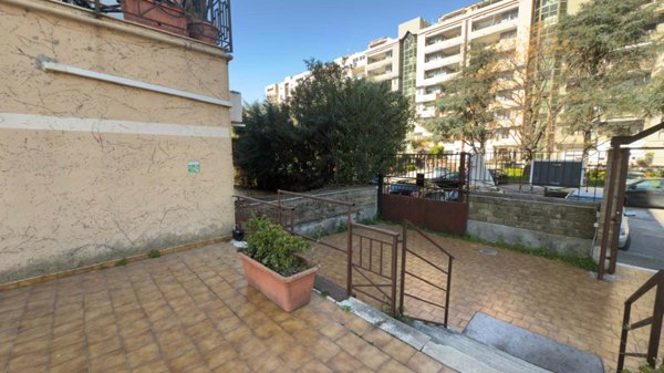 ufficio in vendita a Caserta in zona Centurano/Cerasole
