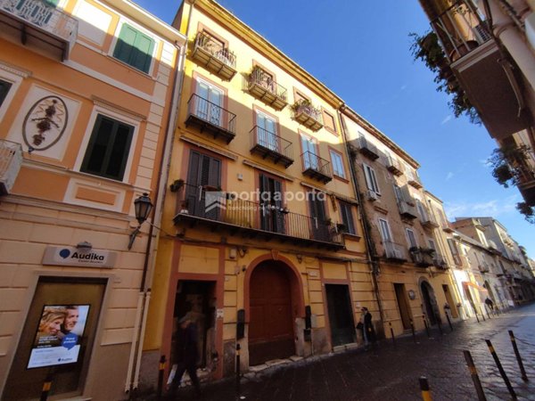 appartamento in vendita a Caserta in zona Centro Città