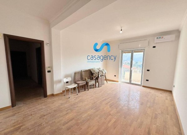 appartamento in vendita a Caserta in zona Acquaviva