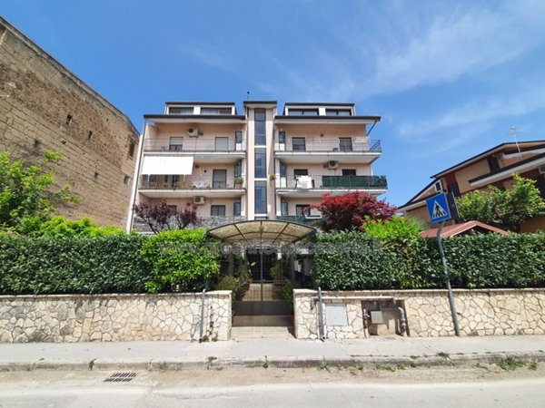 appartamento in vendita a Caserta in zona Acquaviva