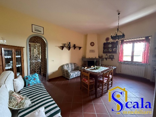 appartamento in vendita a Caserta in zona Casertavecchia