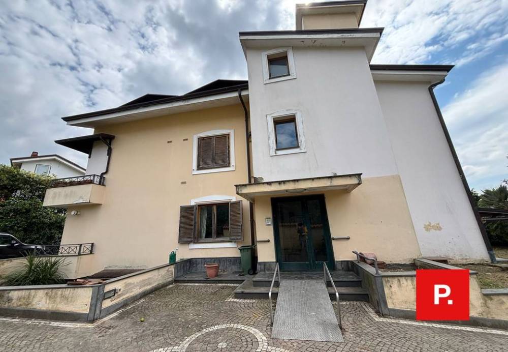 casa indipendente in vendita a Caserta in zona San Leucio