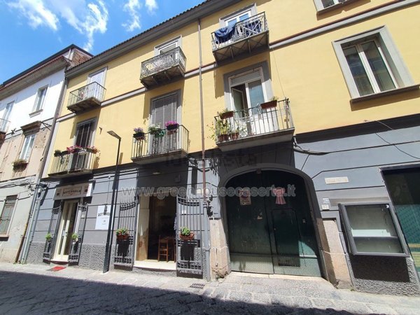 appartamento in vendita a Caserta in zona Acquaviva