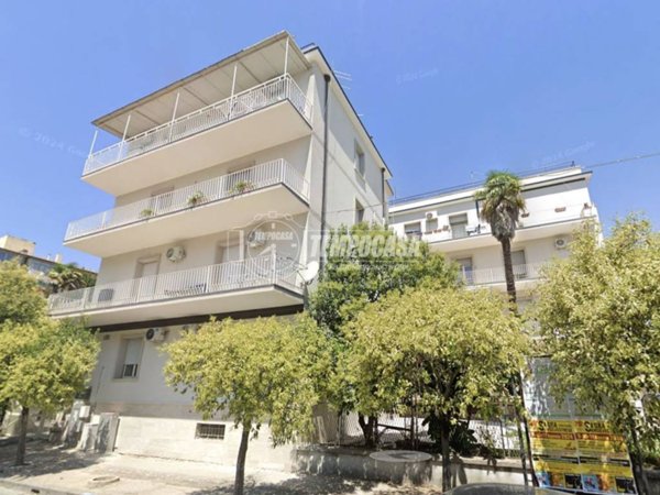 appartamento in vendita a Caserta in zona Acquaviva