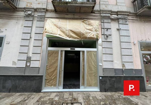 negozio in vendita a Caserta in zona Centro Città