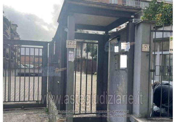 appartamento in vendita a Caserta in zona Acquaviva