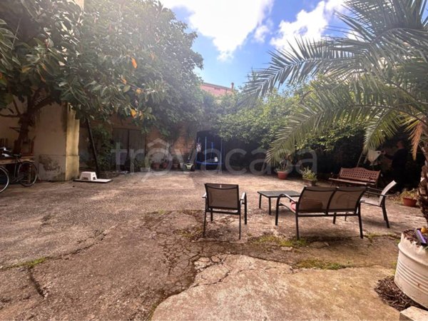 casa indipendente in vendita a Caserta in zona Santa Barbara / Tuoro