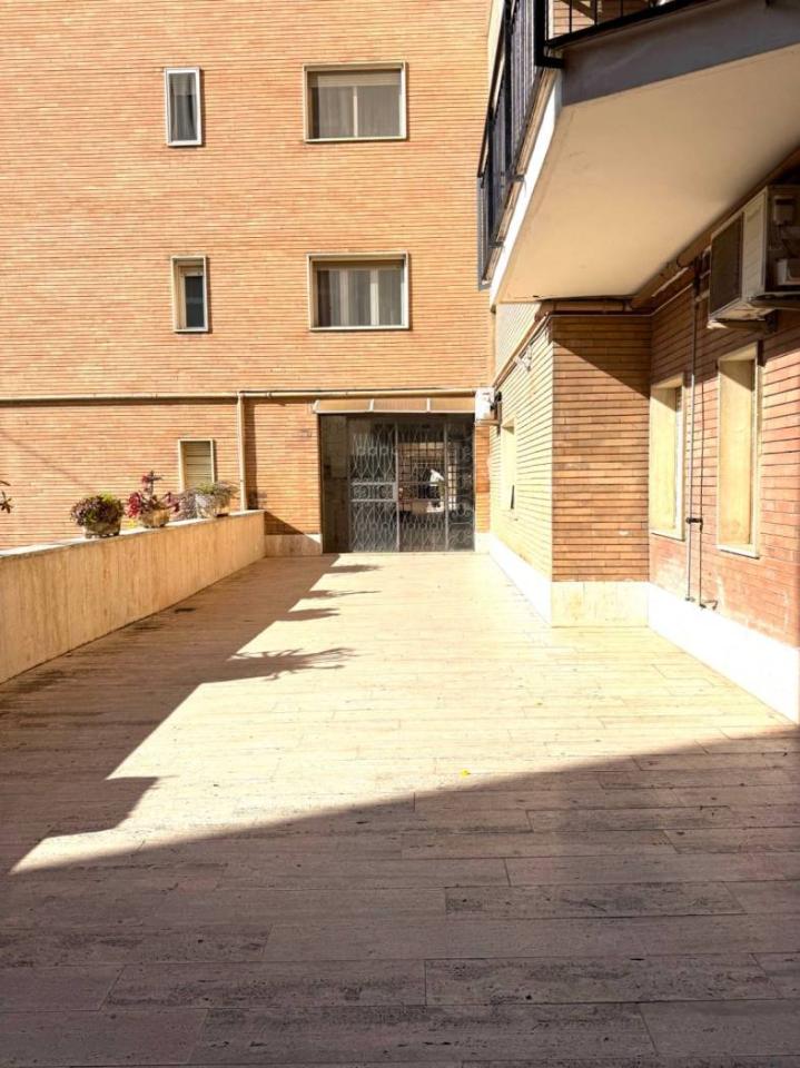 appartamento in vendita a Caserta in zona Acquaviva