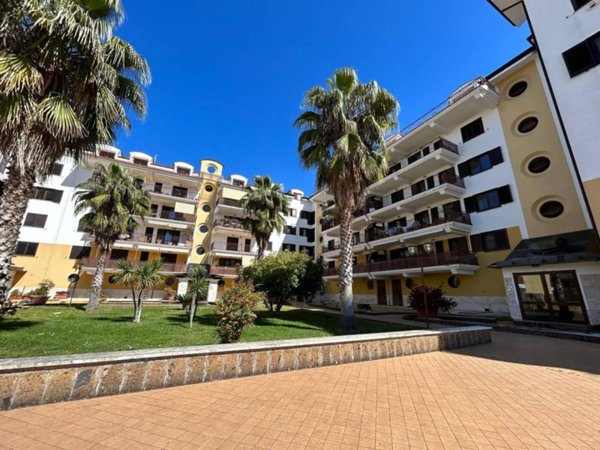 appartamento in vendita a Caserta in zona Acquaviva