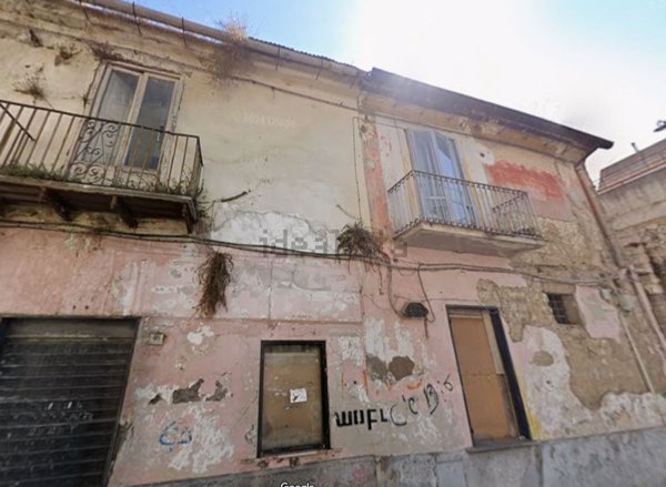 casa indipendente in vendita a Caserta in zona Centro Città