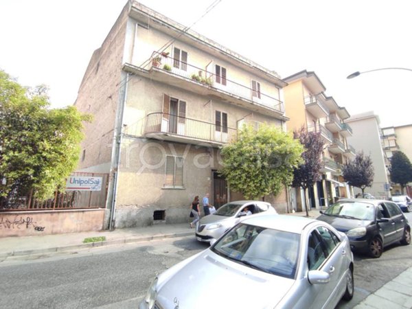 appartamento in vendita a Caserta in zona Acquaviva
