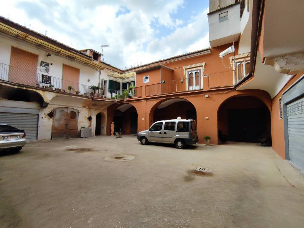 appartamento in vendita a Caserta in zona Centro Città