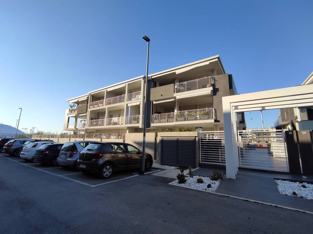 appartamento in vendita a Caserta in zona Acquaviva