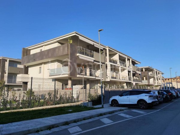 appartamento in vendita a Caserta in zona Acquaviva