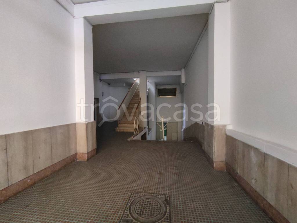 locale di sgombero in vendita a Caserta in zona Centro Città