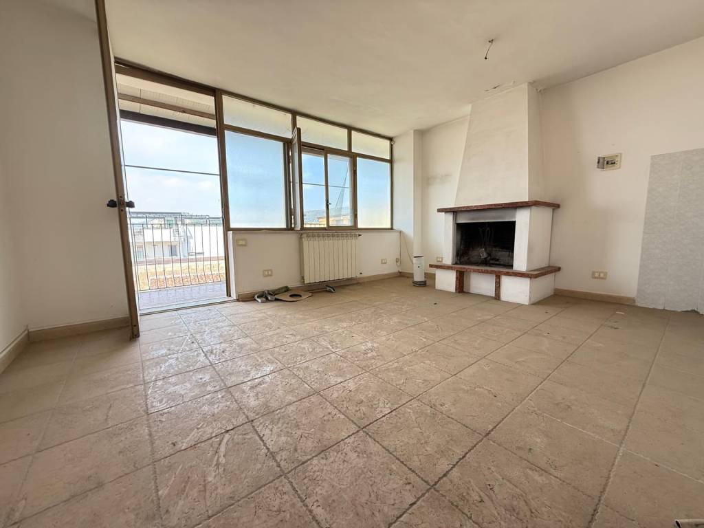 appartamento in vendita a Caserta in zona Acquaviva