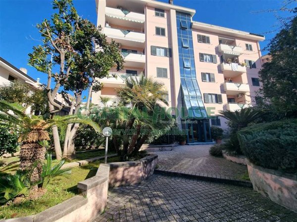 appartamento in vendita a Caserta in zona Acquaviva