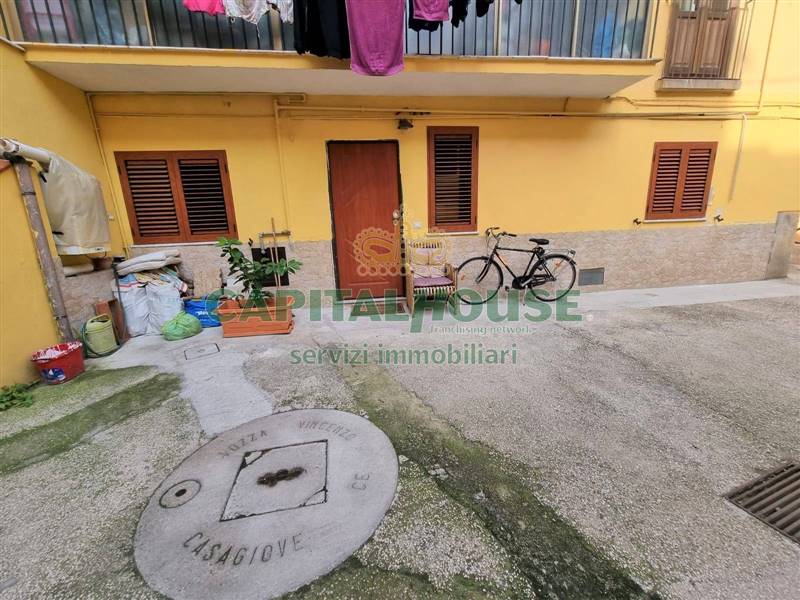 appartamento in vendita a Caserta in zona Acquaviva