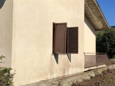 casa indipendente in vendita a Caserta
