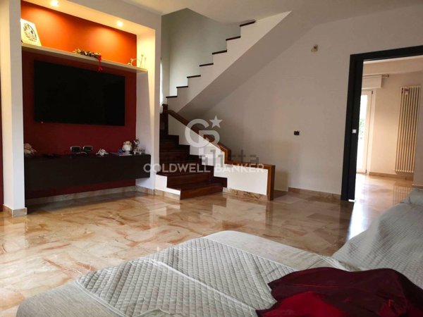 casa indipendente in vendita a Caserta in zona Centurano/Cerasole