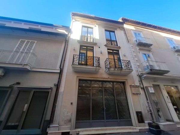 appartamento in vendita a Caserta in zona Acquaviva