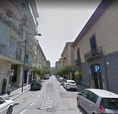 negozio in vendita a Caserta in zona Centro Città