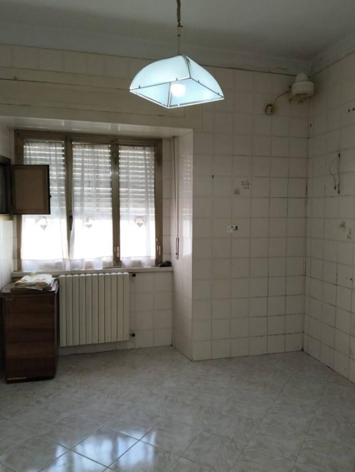 appartamento in vendita a Caserta in zona Acquaviva