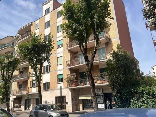 appartamento in vendita a Caserta in zona Acquaviva