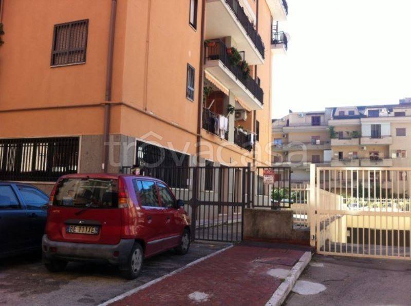 locale di sgombero in vendita a Caserta in zona Acquaviva