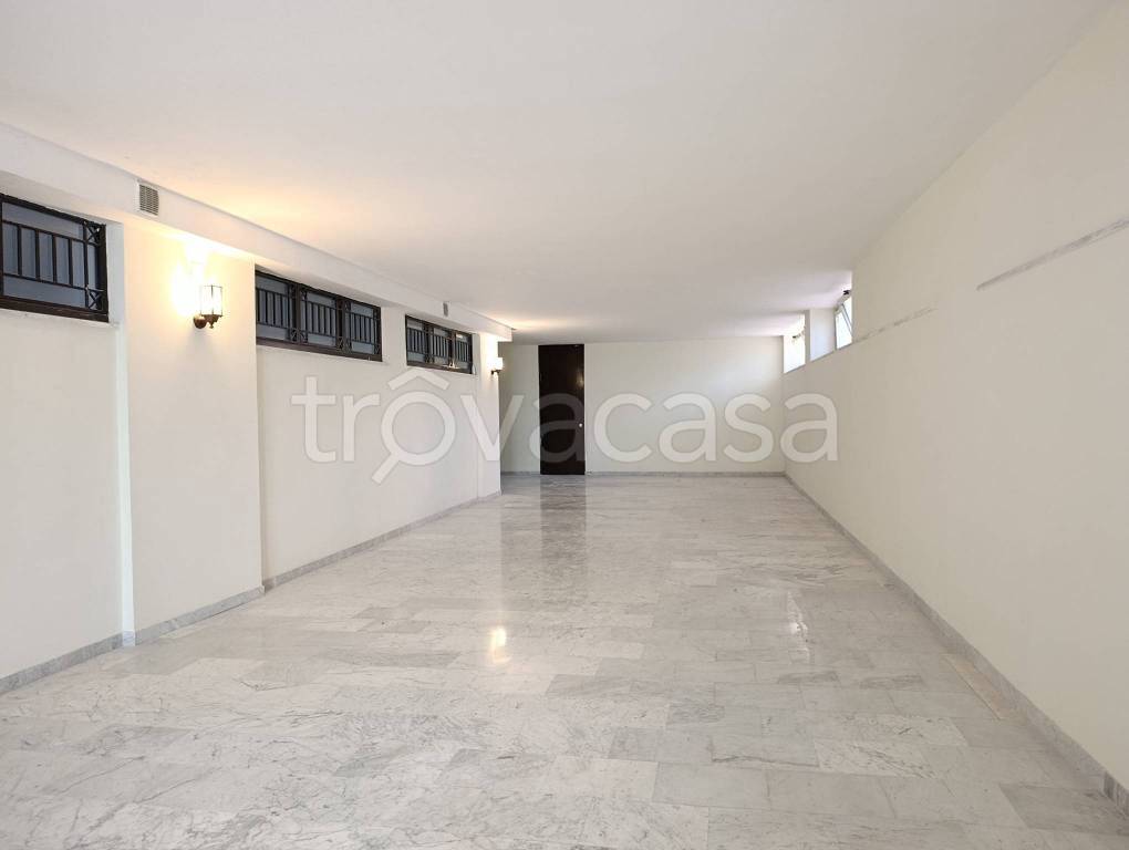 appartamento in vendita a Caserta in zona Falciano