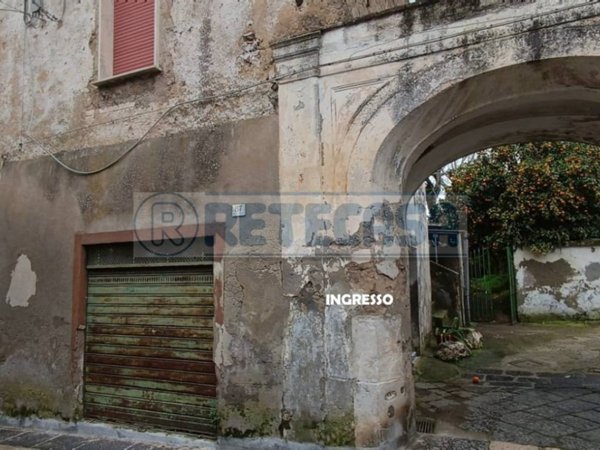 casa indipendente in vendita a Caserta in zona Puccianiello