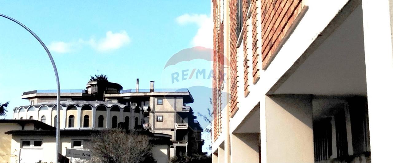 appartamento in vendita a Caserta in zona Acquaviva