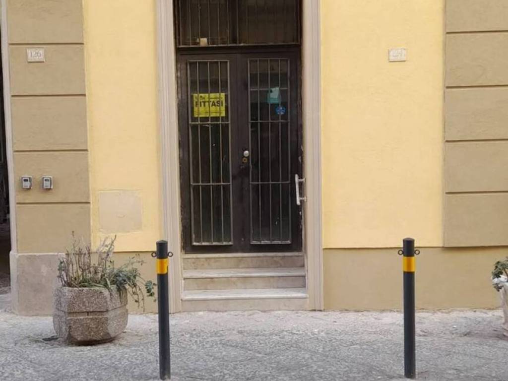 negozio in vendita a Caserta in zona Centro Città