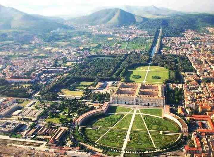 appartamento in vendita a Caserta in zona Centro Città