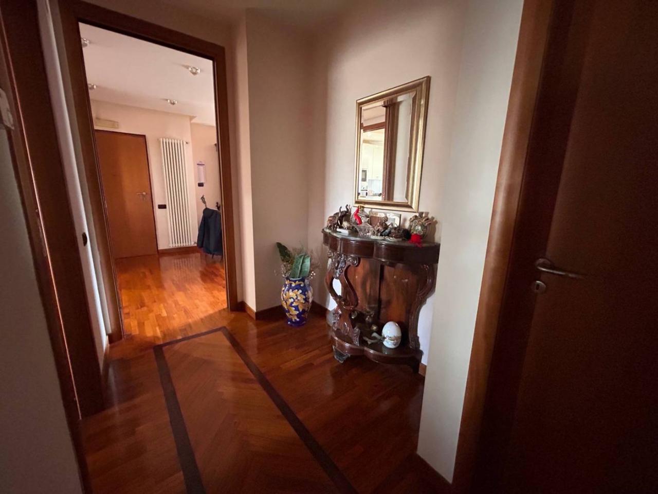 appartamento in vendita a Caserta in zona Acquaviva