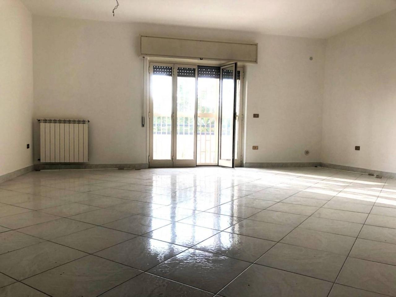 appartamento in vendita a Caserta in zona Acquaviva