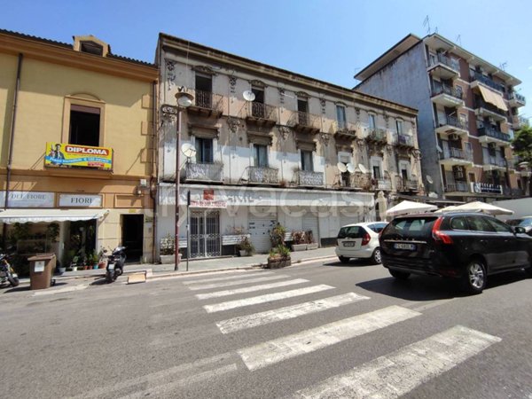 negozio in vendita a Caserta in zona Centro Città
