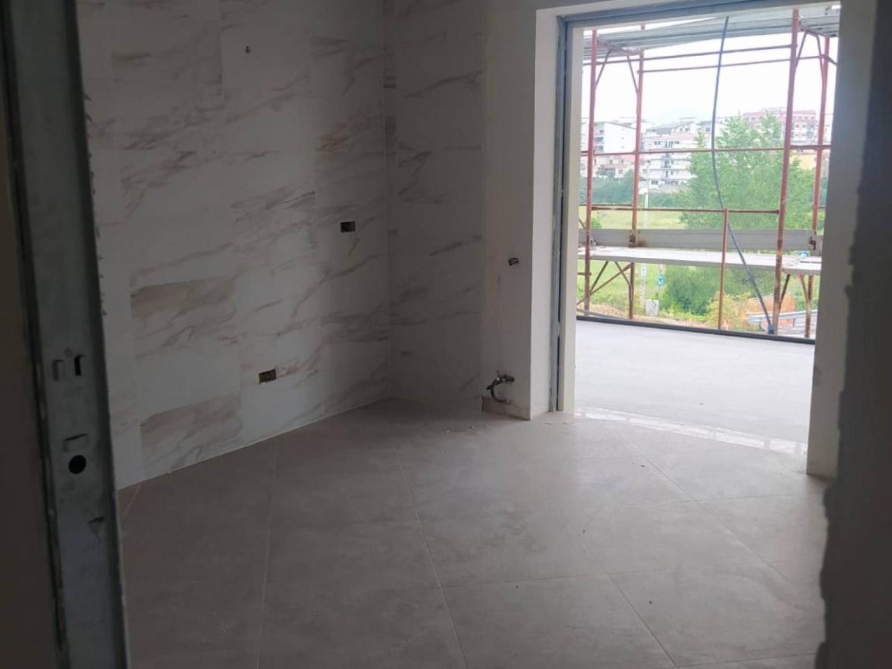appartamento in vendita a Caserta in zona Acquaviva