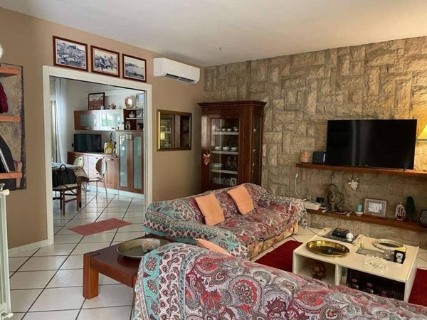 casa indipendente in vendita a Caserta in zona Briano