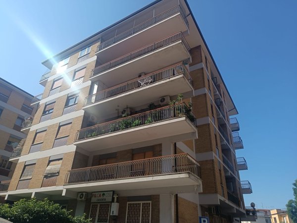 appartamento in vendita a Caserta in zona Acquaviva