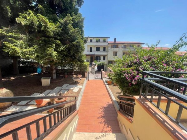 casa indipendente in vendita a Caserta