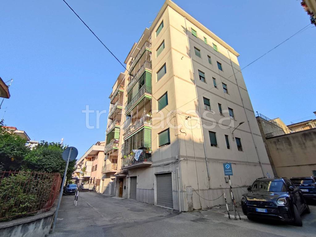 appartamento in vendita a Caserta in zona Acquaviva