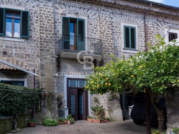 appartamento in vendita a Caserta in zona Briano