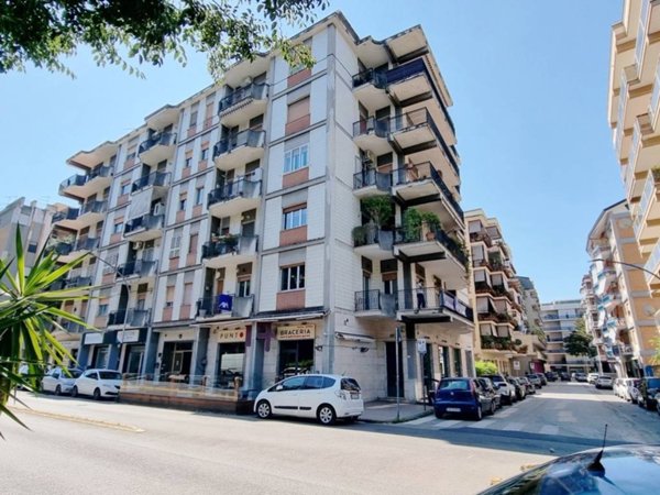 appartamento in vendita a Caserta in zona Acquaviva